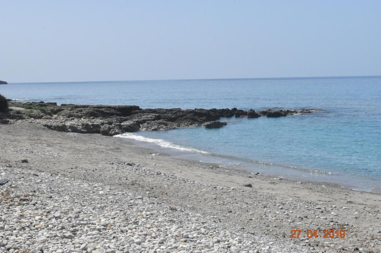 Pirgaki Studios Kardamyli Exterior foto